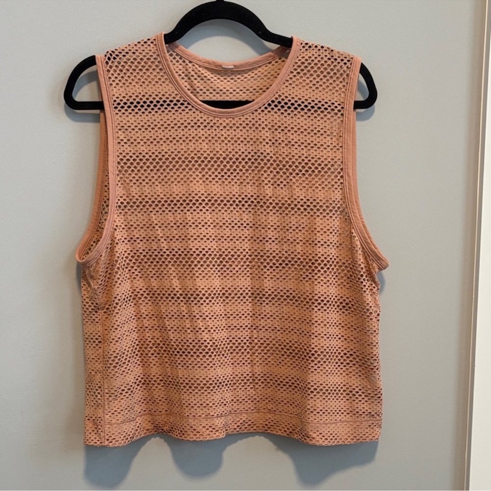 Lululemon Women's Mesh Sleeveless Top